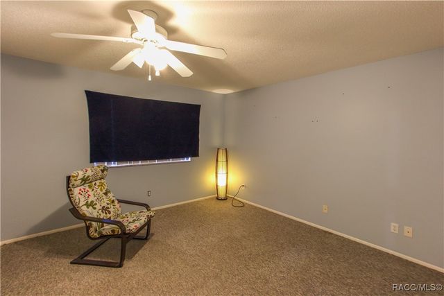 7 Moser Court N, Homosassa, FL 34446