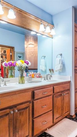 9109 NW 81st Street, Yukon, OK 73099