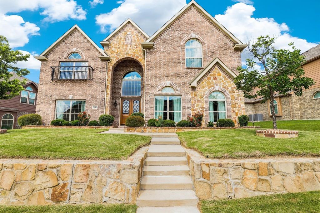 8110 Fenwick Court, Sachse, TX 75048