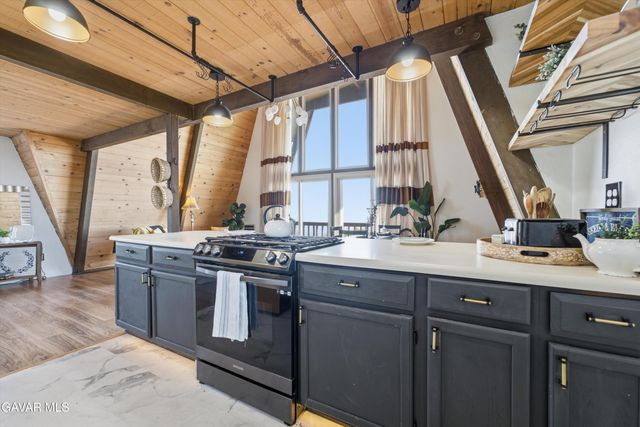 23960 El Rancho Drive, Tehachapi, CA 93561