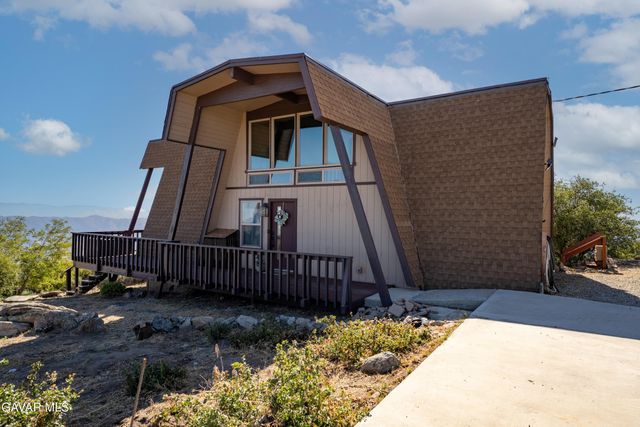 23960 El Rancho Drive, Tehachapi, CA 93561