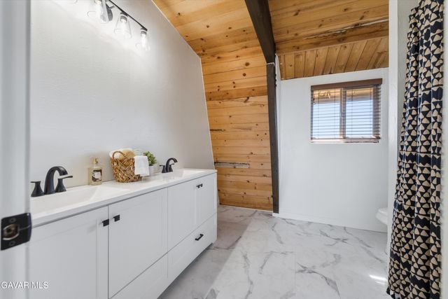 23960 El Rancho Drive, Tehachapi, CA 93561