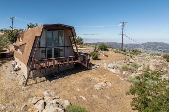 23960 El Rancho Drive, Tehachapi, CA 93561