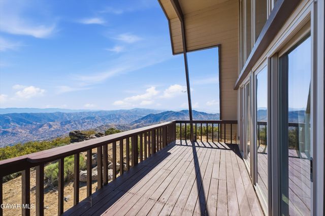 23960 El Rancho Drive, Tehachapi, CA 93561