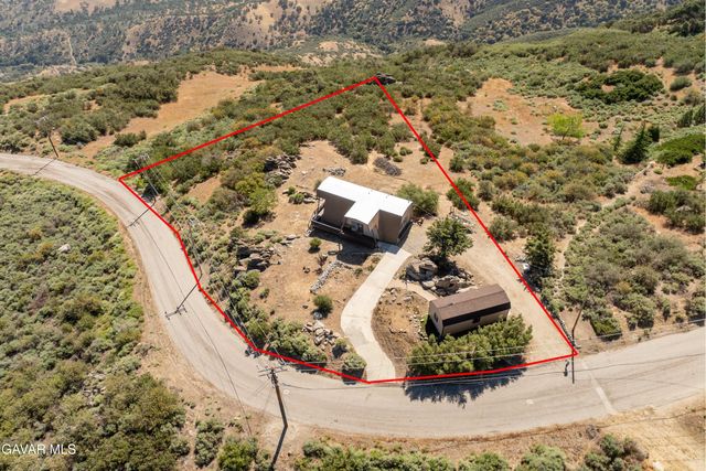 23960 El Rancho Drive, Tehachapi, CA 93561