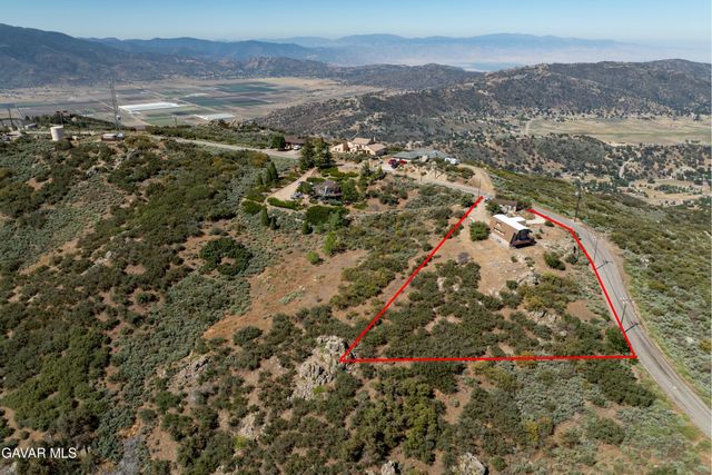 23960 El Rancho Drive, Tehachapi, CA 93561