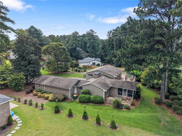 3665 High Green Drive, Marietta, GA 30068