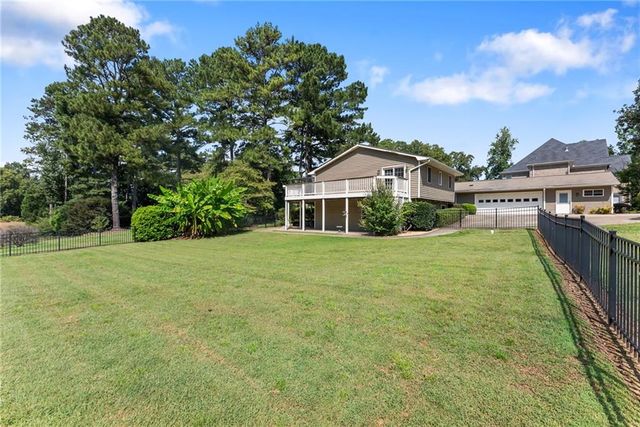 3665 High Green Drive, Marietta, GA 30068