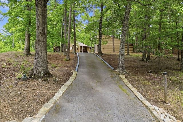 161 White Antelope Street, Waleska, GA 30183