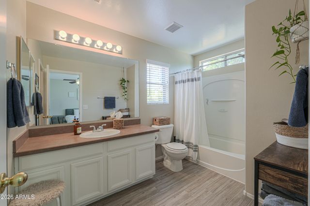 1500 S OWL Drive, Gilbert, AZ 85296