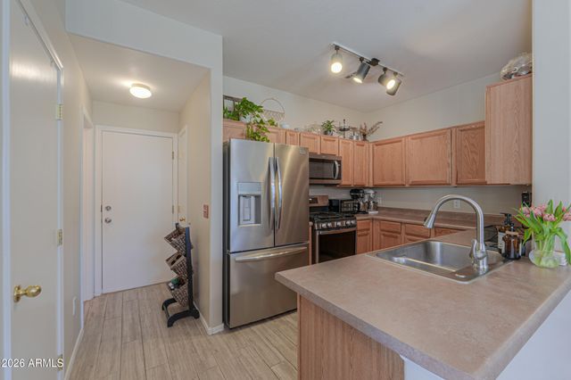 1500 S OWL Drive, Gilbert, AZ 85296