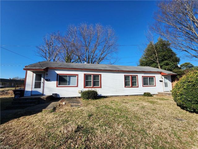 27 Calvin ST, Portsmouth, VA 23701