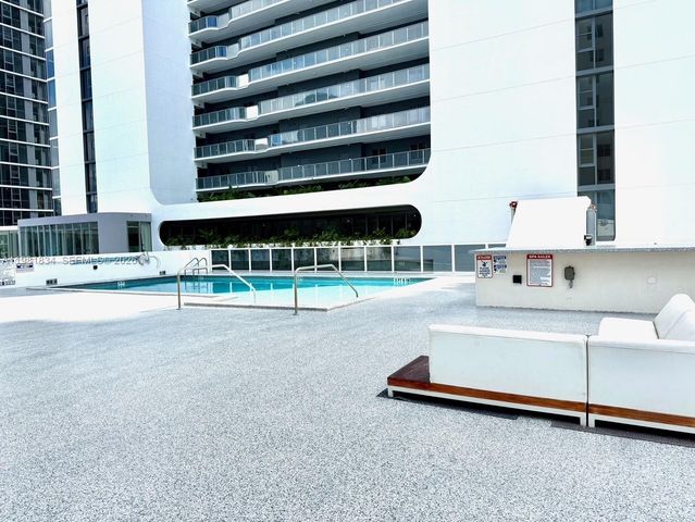 601 NE 23rd St 605, Miami, FL 33137
