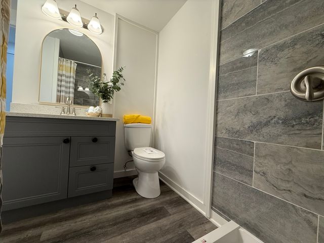 237 Blackthorn Road, Matteson, IL 60443