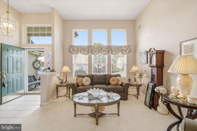 112 MIRAGE BLVD, Barnegat, NJ 08005