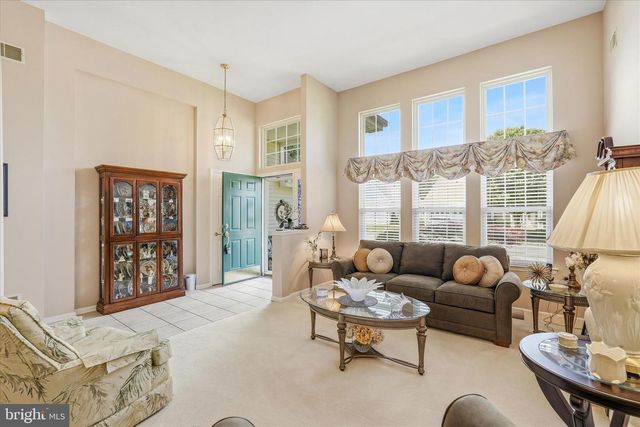 112 MIRAGE BLVD, Barnegat, NJ 08005
