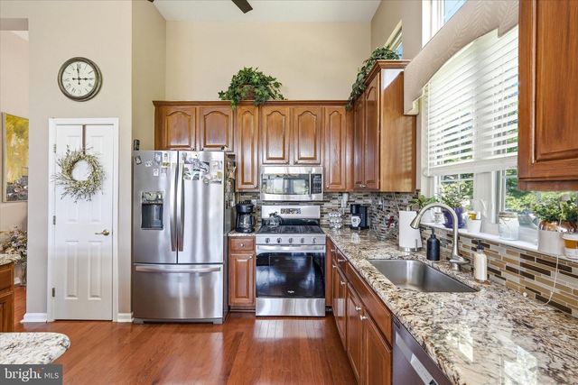 112 MIRAGE BLVD, Barnegat, NJ 08005