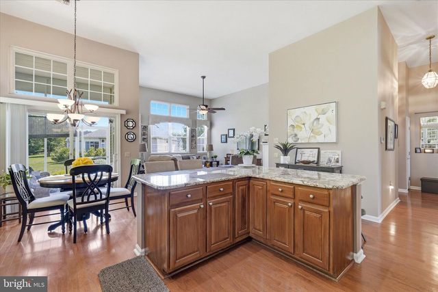 112 MIRAGE BLVD, Barnegat, NJ 08005