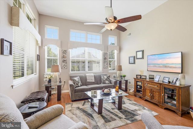 112 MIRAGE BLVD, Barnegat, NJ 08005