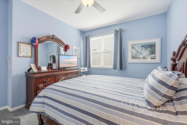 112 MIRAGE BLVD, Barnegat, NJ 08005