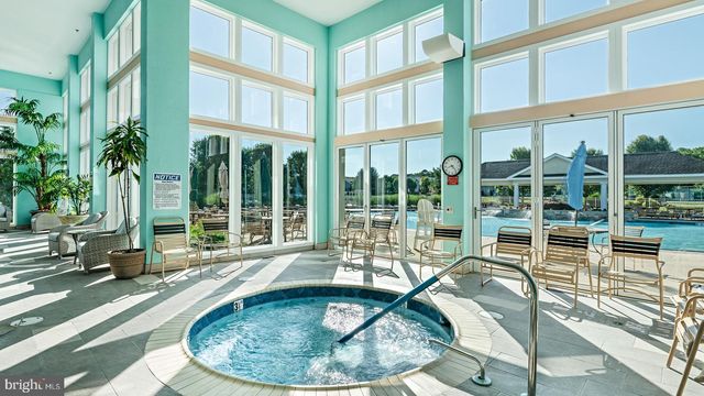 112 MIRAGE BLVD, Barnegat, NJ 08005
