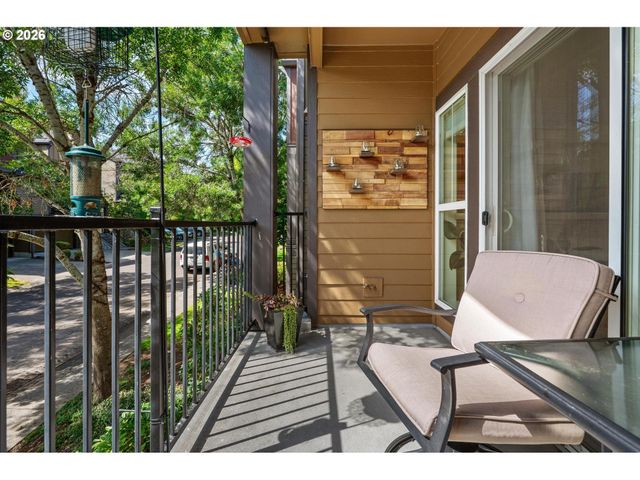 10860 Sw BRIARWOOD Pl, Portland, OR 97223