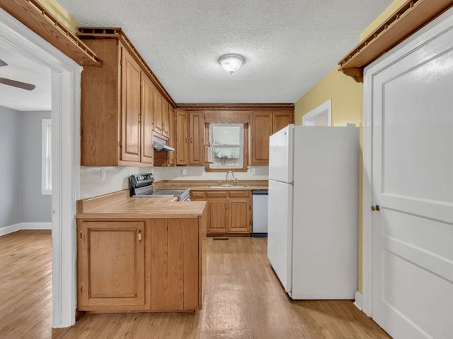 1732 Buck Hollow Rd, Chapmansboro, TN 37035