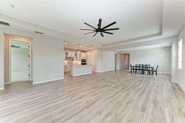 3519 74TH AVENUE CIRCLE E, Sarasota, FL 34243