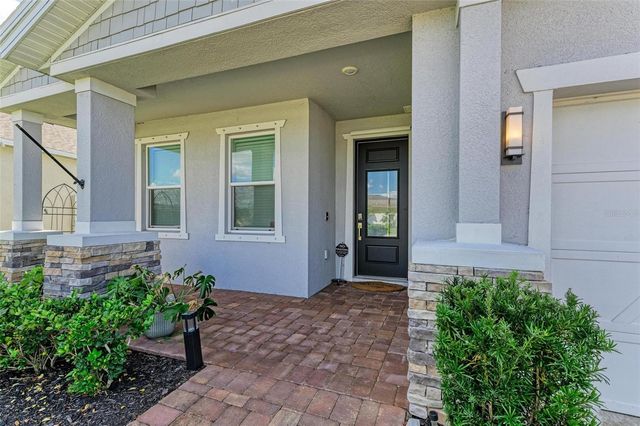 3519 74TH AVENUE CIRCLE E, Sarasota, FL 34243