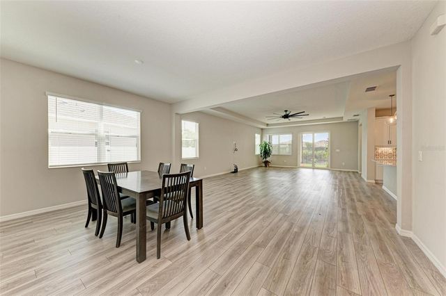 3519 74TH AVENUE CIRCLE E, Sarasota, FL 34243