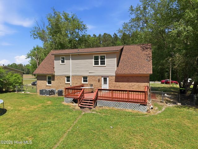 3830 Norris Store Road, Ayden, NC 28513