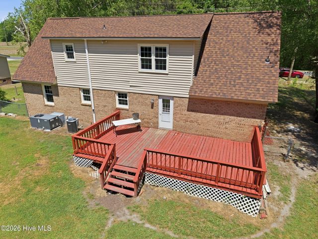 3830 Norris Store Road, Ayden, NC 28513