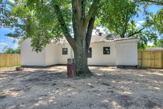 2001 Hiram Road, Augusta, GA 30904