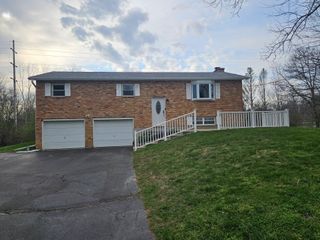 519 Moorefield Road 519 Moorefield Road, Springfield, OH 45502