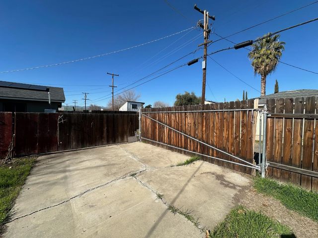 444 Washington Street, Coalinga, CA 93210