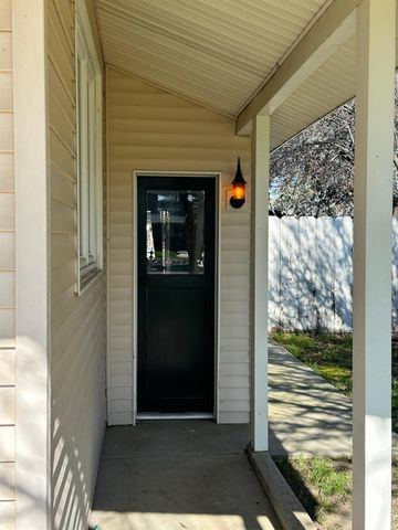 444 Washington Street, Coalinga, CA 93210