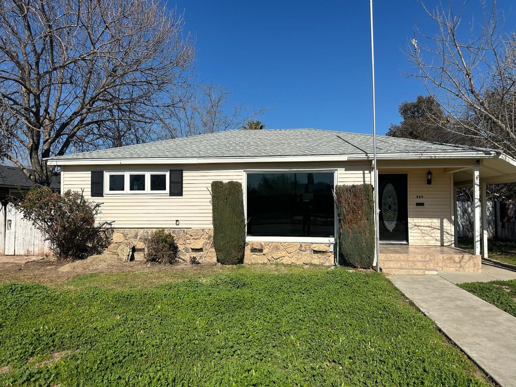 444 Washington Street, Coalinga, CA 93210