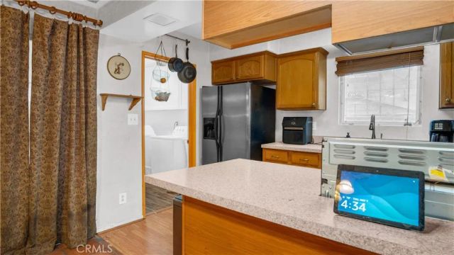 6819 Cantaloupe Avenue, Van Nuys, CA 91405