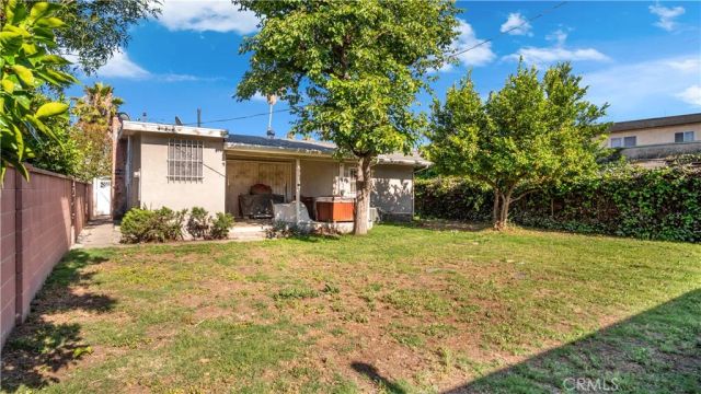 6819 Cantaloupe Avenue, Van Nuys, CA 91405