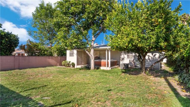 6819 Cantaloupe Avenue, Van Nuys, CA 91405