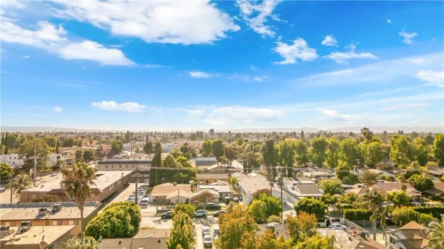 6819 Cantaloupe Avenue, Van Nuys, CA 91405