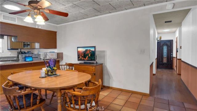 6819 Cantaloupe Avenue, Van Nuys, CA 91405