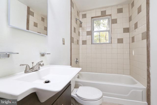 707 BROADWAY #B, Westville, NJ 08093