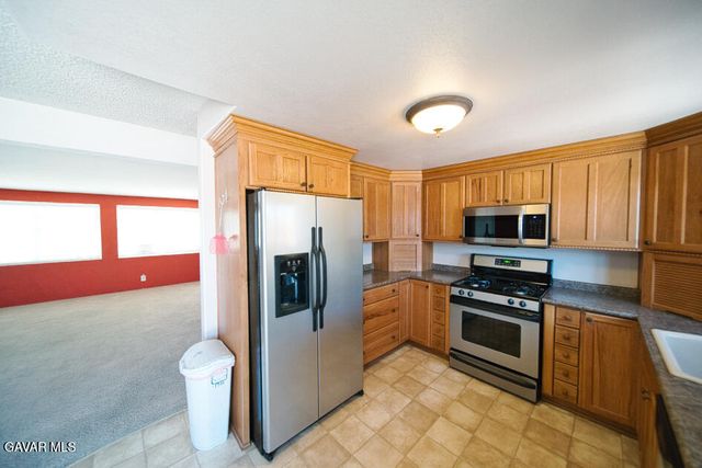 8537 Tamarack Avenue, California City, CA 93505