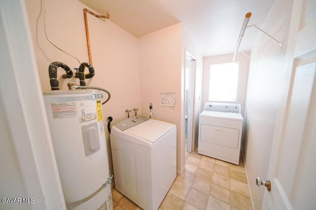 8537 Tamarack Avenue, California City, CA 93505