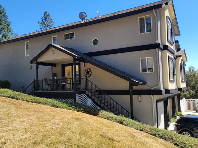 580 Gayl Dr, Colfax, CA 95713