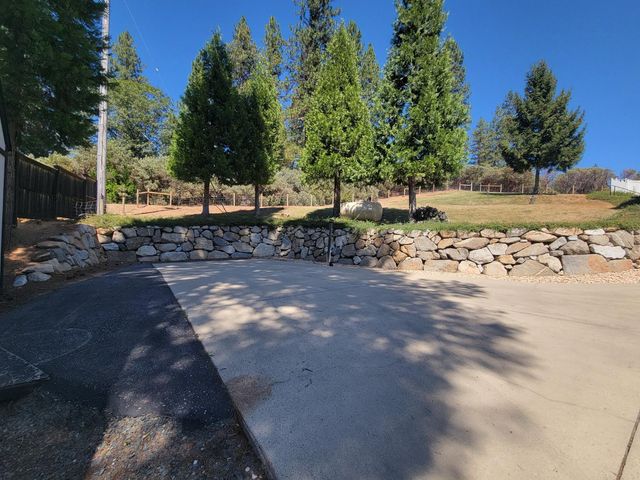 580 Gayl Dr, Colfax, CA 95713