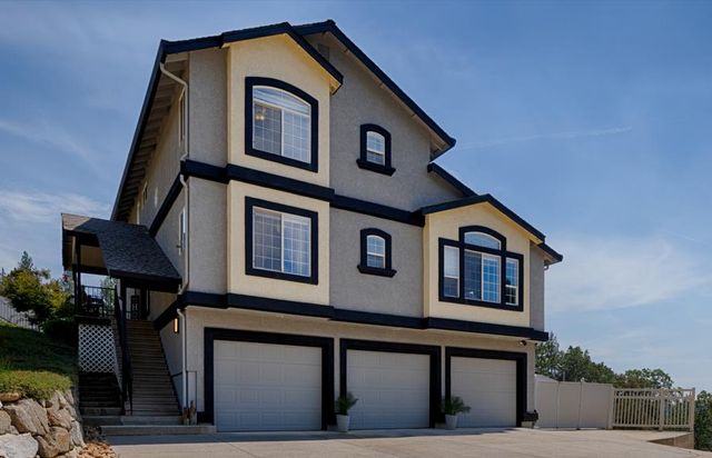 580 Gayl Dr, Colfax, CA 95713