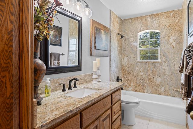 580 Gayl Dr, Colfax, CA 95713