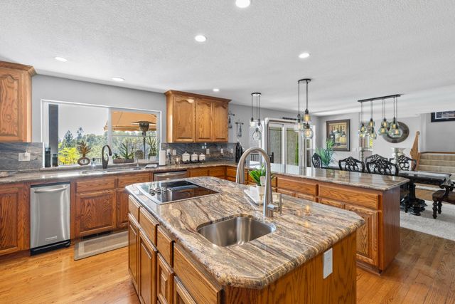580 Gayl Dr, Colfax, CA 95713